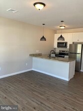 376 E Main St in New Holland, PA - Foto de edificio - Building Photo