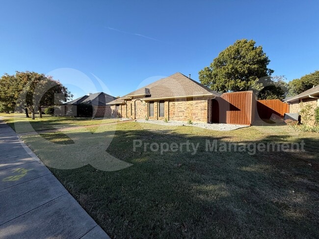 903 Willow Brook Dr in Allen, TX - Building Photo - Building Photo