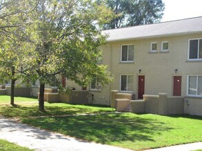 128 S Edith St in Pontiac, MI - Building Photo - Building Photo