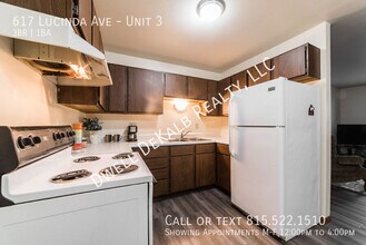 617 Lucinda Ave in Dekalb, IL - Foto de edificio - Building Photo