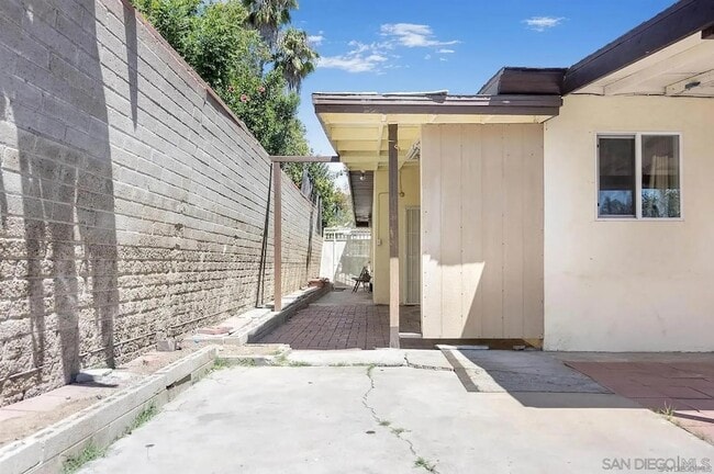 property at 3416 Winlow St