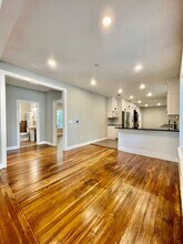 123 N Mitchell Ave in San Marcos, TX - Building Photo - Building Photo