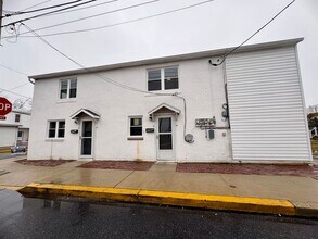 202 S Lawrence St in Middletown, PA - Building Photo - Building Photo
