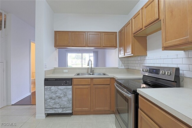 property at 10033 Spyglass Hill Ln