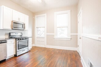 2821-2823 Henrietta St in St. Louis, MO - Building Photo - Building Photo