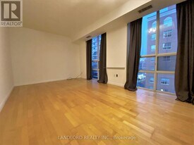 311 Richmond St E in Toronto, ON - Building Photo