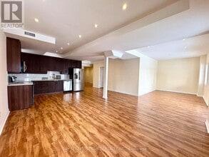 53 Mancini Cres in Richmond Hill, ON - Building Photo - Building Photo