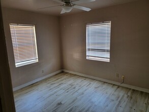 1205 NW Taft Ave-Unit -1205 NW Taft Ave Unit 1 in Lawton, OK - Building Photo - Building Photo