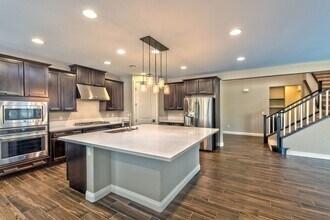 2174 Tortona St in Henderson, NV - Building Photo - Building Photo