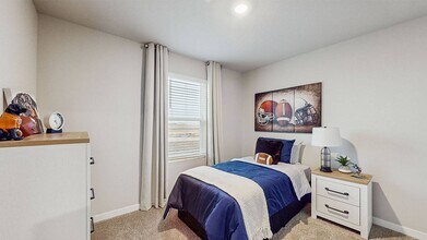 Brixin Townhomes at Cressmoor Estates in Hobart, IN - Building Photo - Building Photo