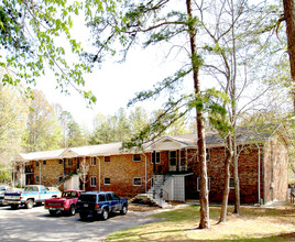 Bellwood Apartments in Jasper, GA - Building Photo - Building Photo