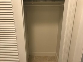 757 NE 127th St in North Miami, FL - Building Photo