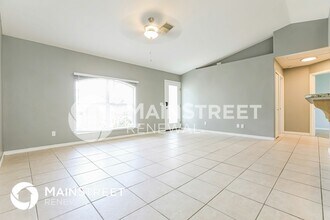 3701 Caballero Ave in North Port, FL - Foto de edificio - Building Photo