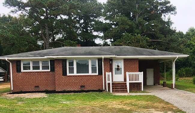 property at 919 US-13
