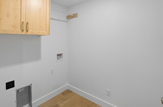 225 265 in Richmond, UT - Building Photo - Building Photo