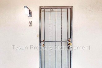 1825 Mary Ellen St NE in Albuquerque, NM - Foto de edificio - Building Photo