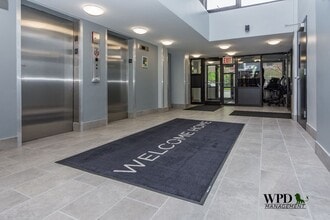 6505 S Lowe Ave, Unit 1 in Chicago, IL - Foto de edificio - Building Photo