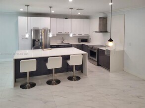 1125 Cliffrose St in Hollywood, FL - Building Photo - Building Photo