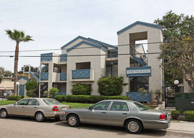 Sierra Villa Apartments in Chula Vista, CA - Foto de edificio - Building Photo