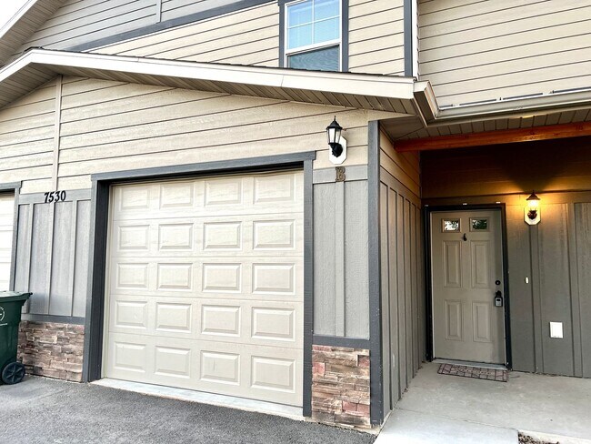7530 Kingpost Loop-Unit -B in Helena, MT - Foto de edificio - Building Photo