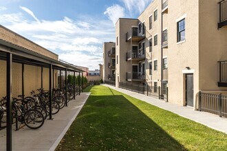 12 Harvard Terrace in Boston, MA - Building Photo - Building Photo