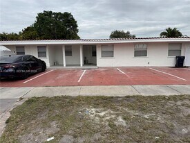 10245 SW 37th Terrace in Miami, FL - Building Photo