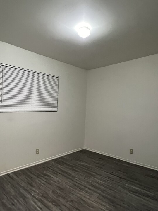 23889 Hemlock Ave, Unit #7 in Moreno Valley, CA - Building Photo