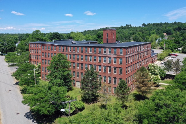 Cummings Mill in South Berwick, ME - Foto de edificio - Building Photo