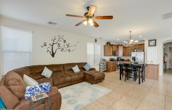 14586 W Port Au Prince Ln in Surprise, AZ - Building Photo - Building Photo