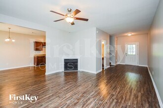 5068 Pioneer Pkwy in Mcdonough, GA - Foto de edificio - Building Photo