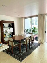 10035 NW 43rd Ter in Doral, FL - Building Photo - Building Photo