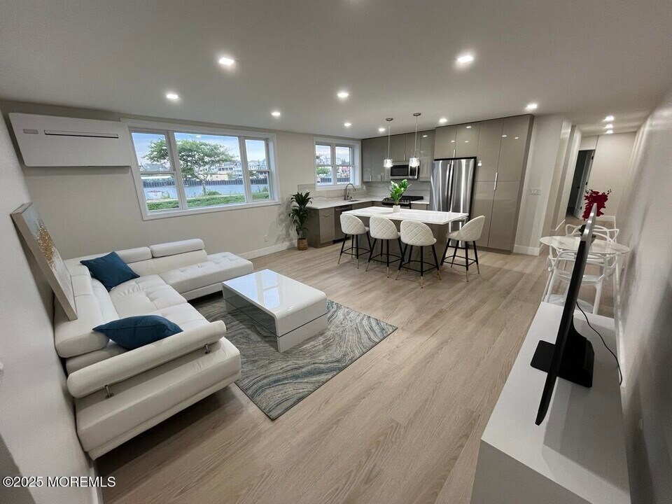 1217 Ocean Ave N in Bradley Beach, NJ - Building Photo