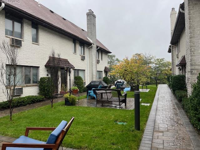 property at 42 Sintsink Dr E