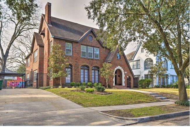 2406 Arbor St photo'