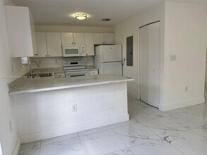 618 SW 2nd Pl in Florida City, FL - Building Photo - Building Photo