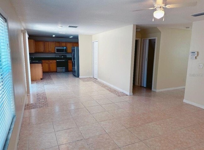 2013 Ashley Lakes Dr in Odessa, FL - Building Photo - Building Photo