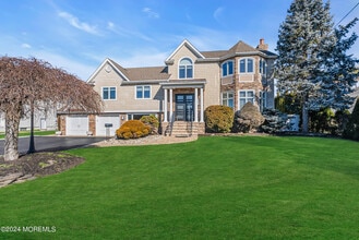 215 Hollywood Ave in Long Branch, NJ - Building Photo - Building Photo