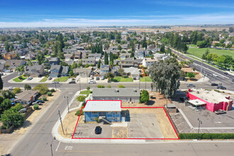 911 H St in Lathrop, CA - Building Photo - Building Photo