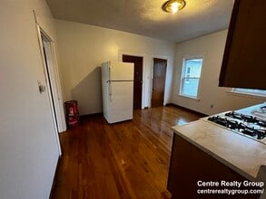 22 Bynner St, Unit 2 in Boston, MA - Foto de edificio - Building Photo