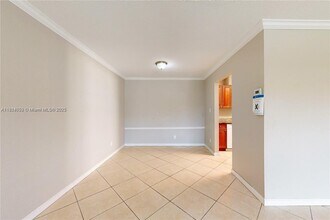 841 SW 63rd Ave in North Lauderdale, FL - Building Photo - Building Photo