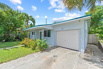 1205 NE 5th Ave in Fort Lauderdale, FL - Building Photo - Building Photo
