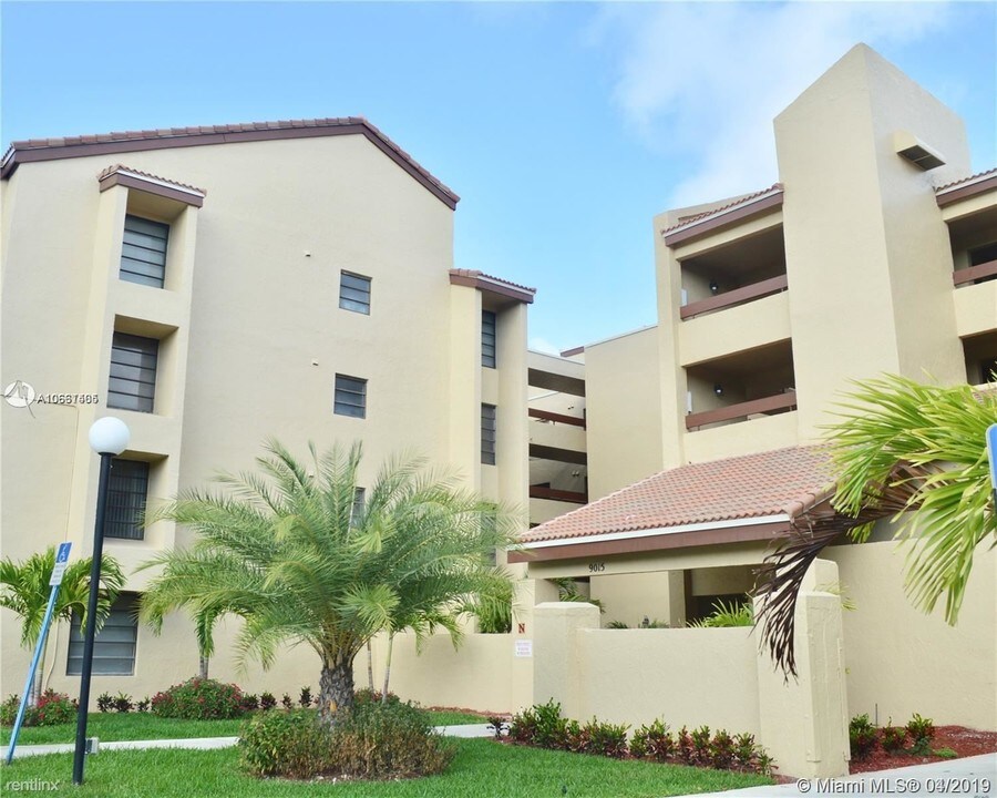 9015 SW 125th Ave-Unit -Apt N404 in Miami, FL - Building Photo