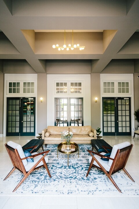 Tapestry at Hollingsworth Park in Greenville, SC - Foto de edificio