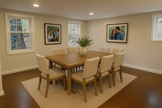 124 Seymour Rd in Woodbridge, CT - Building Photo - Building Photo