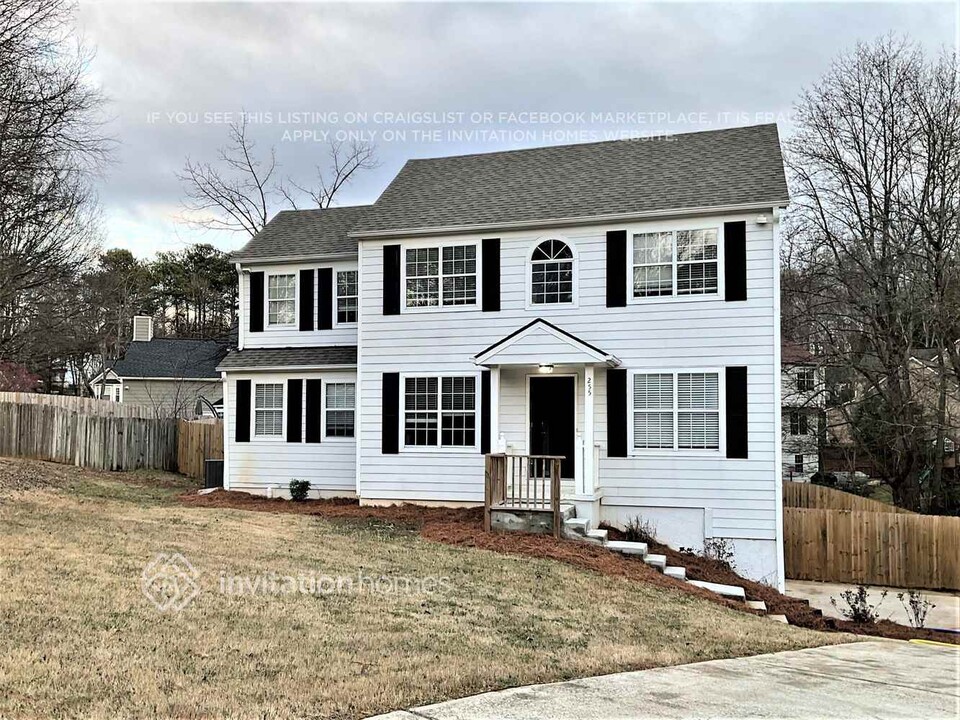 255 Taylor Meadow Chase in Roswell, GA - Building Photo