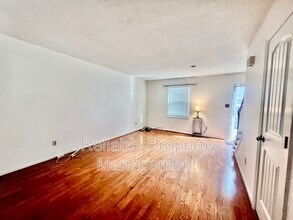 1118 Nottingham Cir in Cary, NC - Building Photo - Building Photo