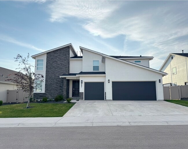 property at 2991 N King Gdn Wy