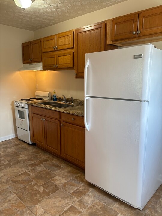261 Monroe St in Bristol, VA - Building Photo