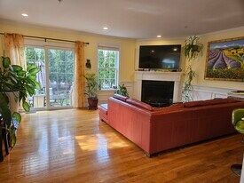 19 Lawndale St in Belmont, MA - Building Photo