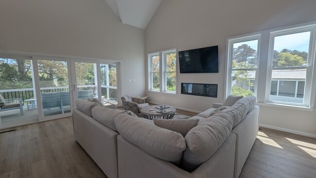 property at 113 S Ocean Dr
